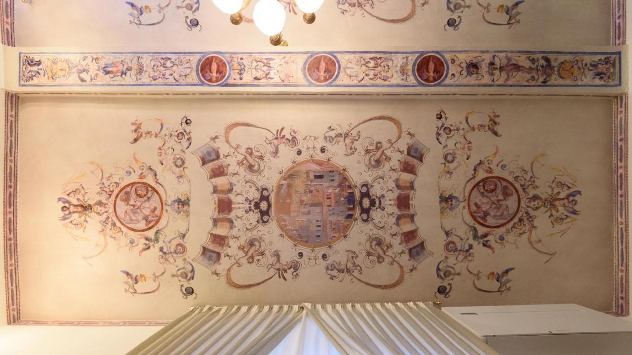 Domus Nannini Spa - L' Arco Di Matteotti เซียนา ภายนอก รูปภาพ