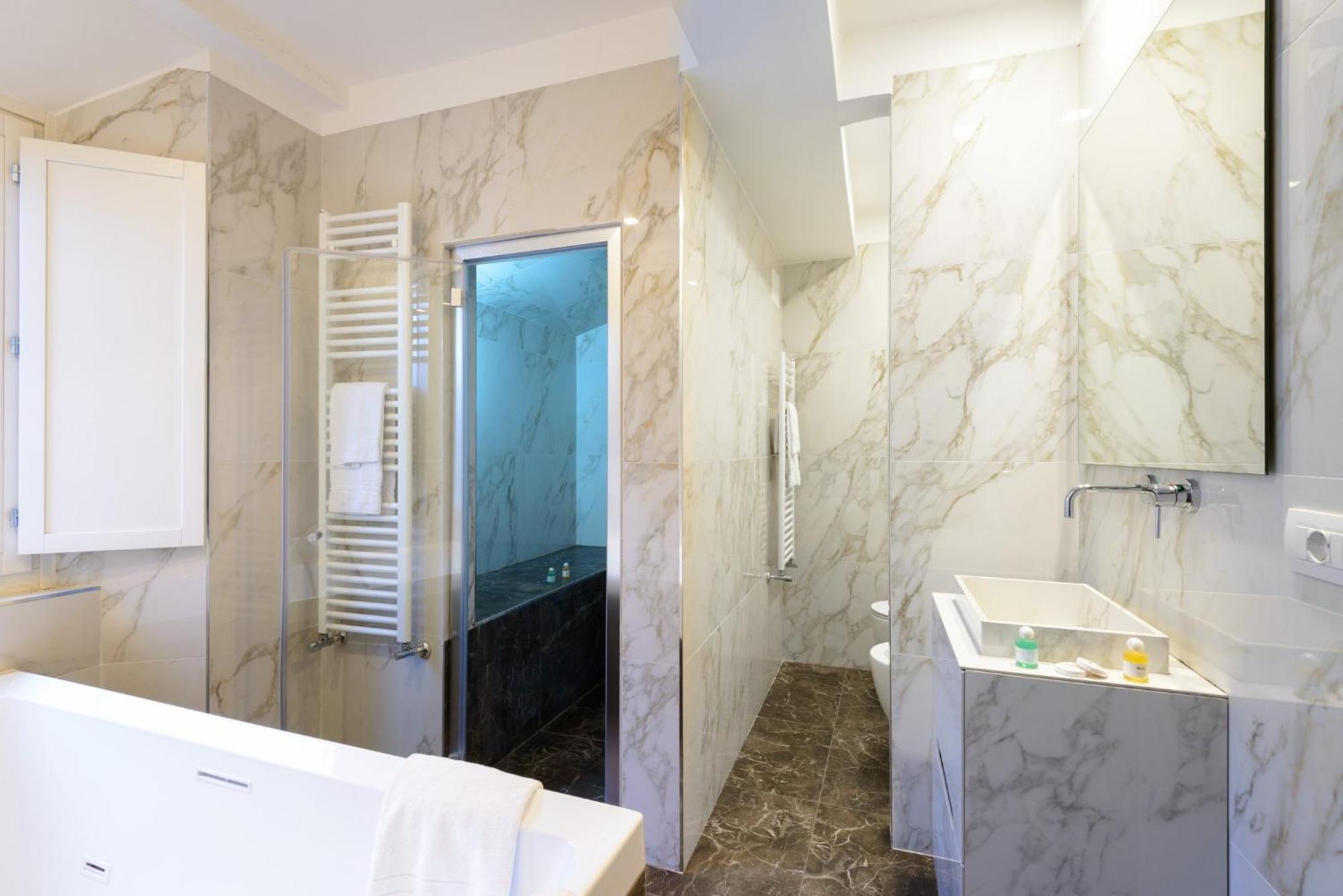 Domus Nannini Spa - L' Arco Di Matteotti เซียนา ภายนอก รูปภาพ