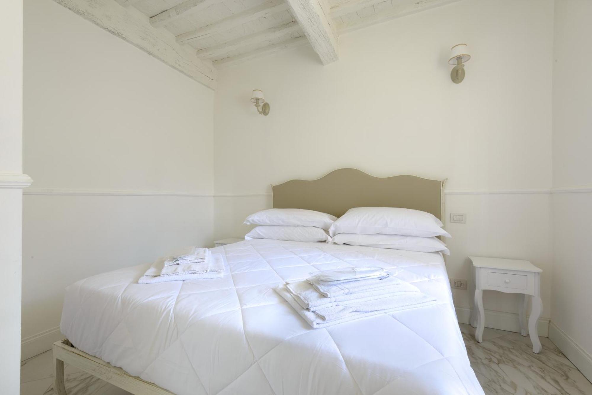 Domus Nannini Spa - L' Arco Di Matteotti เซียนา ภายนอก รูปภาพ
